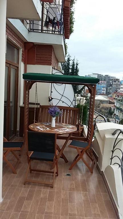 Apartment With Summer Terrace Batumi Cameră foto