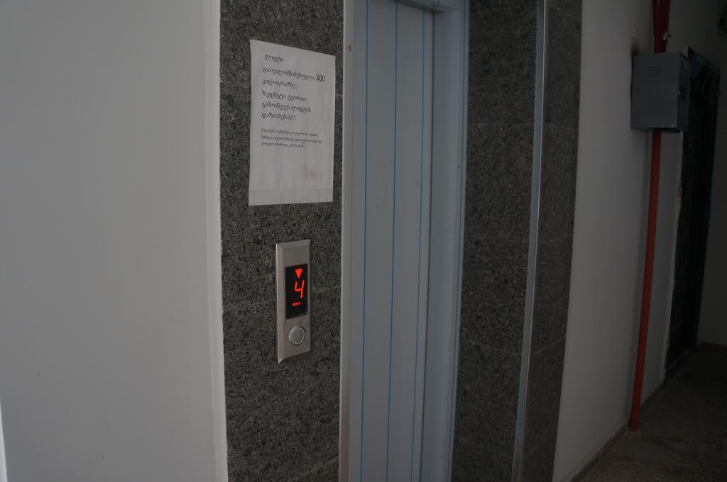 Apartment With Summer Terrace Batumi Cameră foto