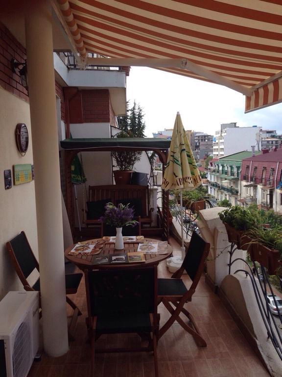 Apartment With Summer Terrace Batumi Cameră foto