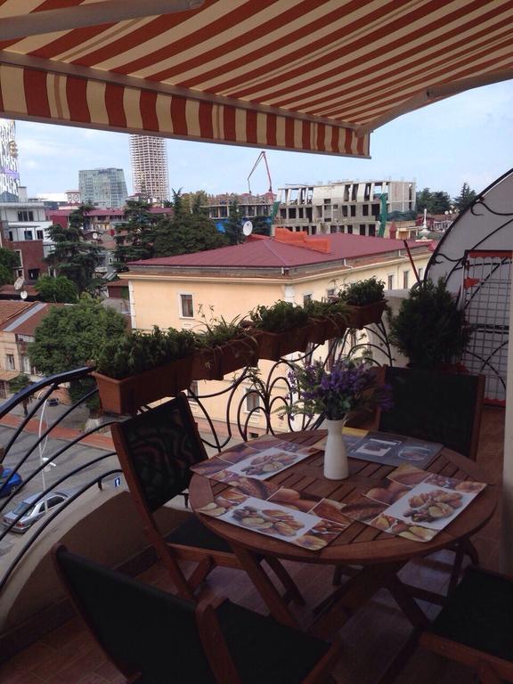 Apartment With Summer Terrace Batumi Cameră foto